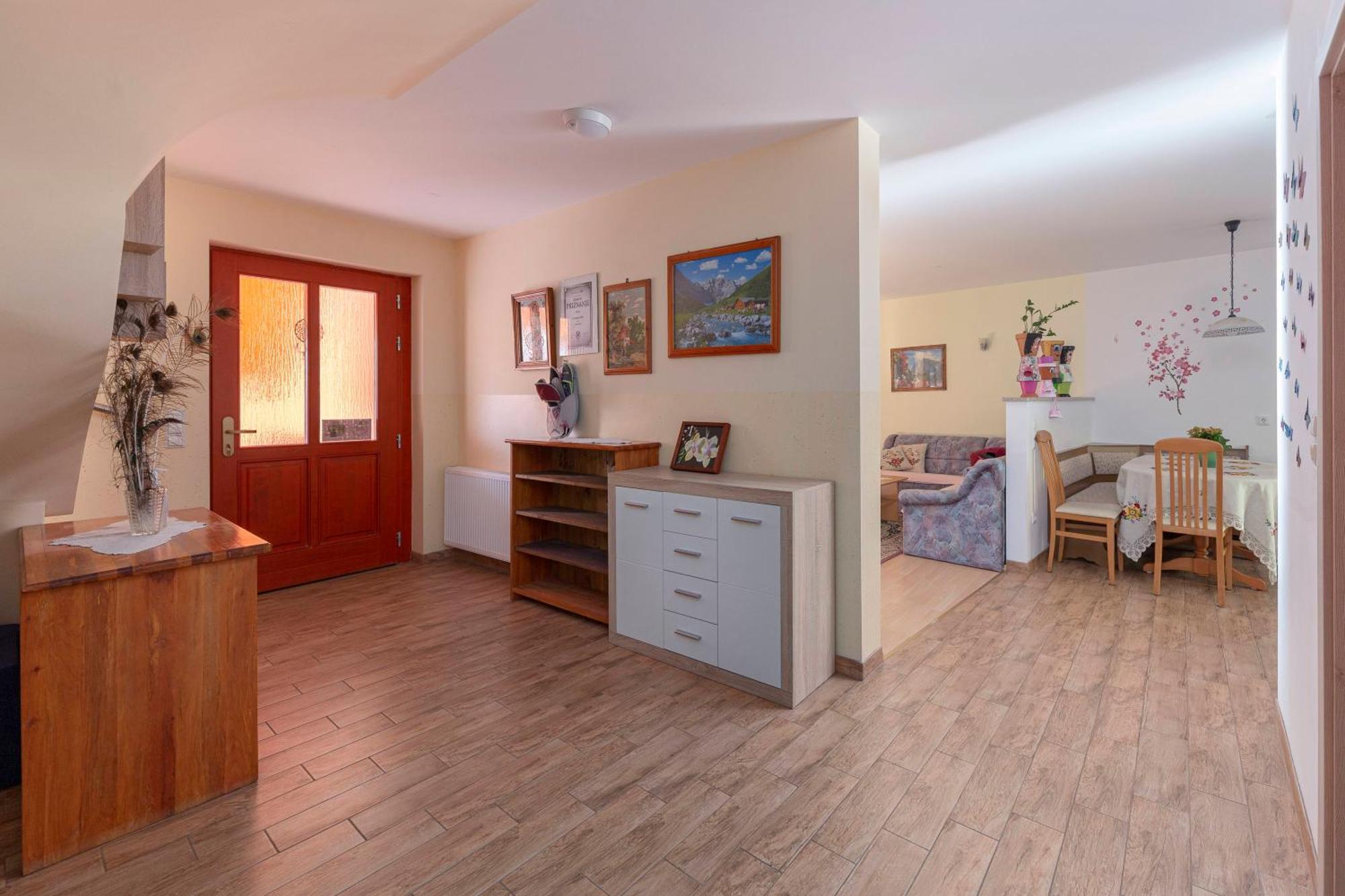 Apartment Pr' Kavac Rateče Exteriör bild