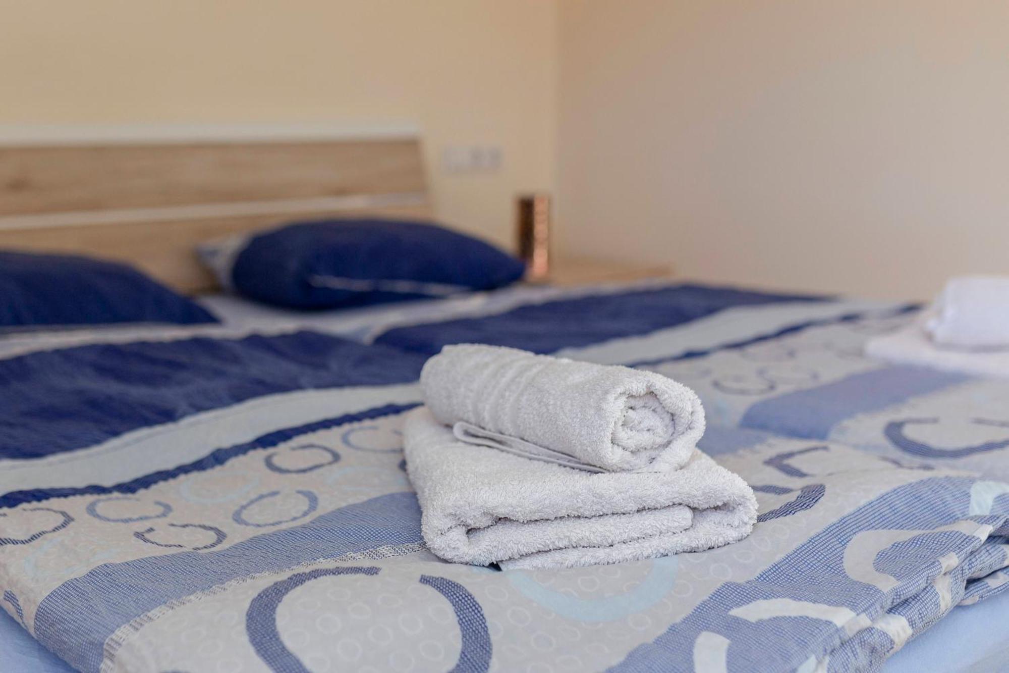Apartment Pr' Kavac Rateče Exteriör bild